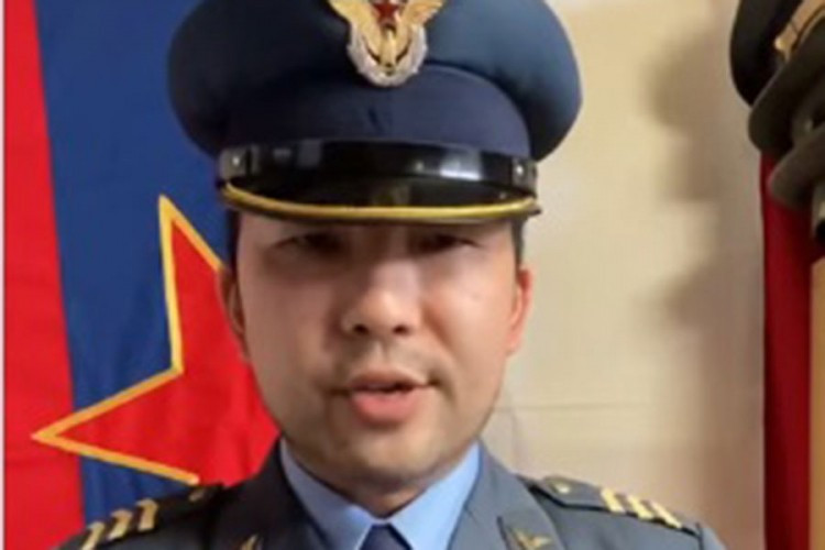 Japanac oduševljen Jugoslavijom otpjevao 