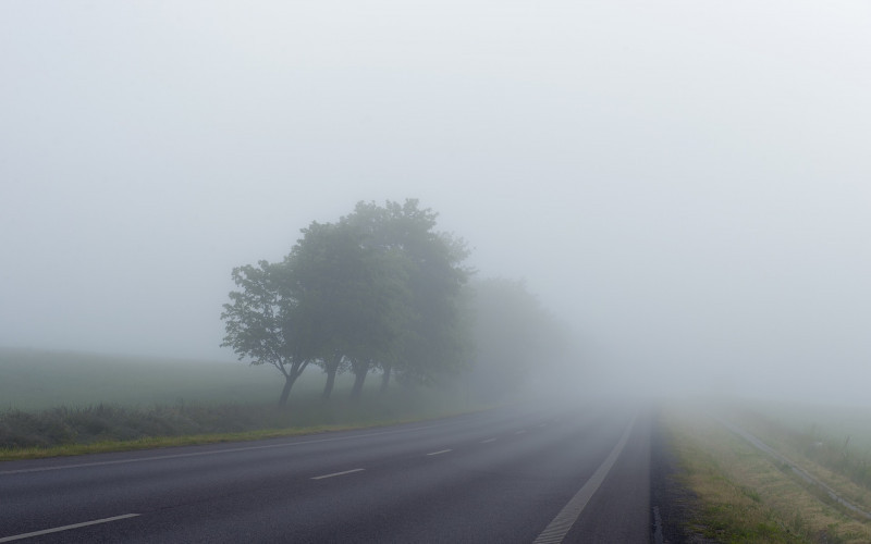 Deset savjeta za bezbjednu vožnju po magli