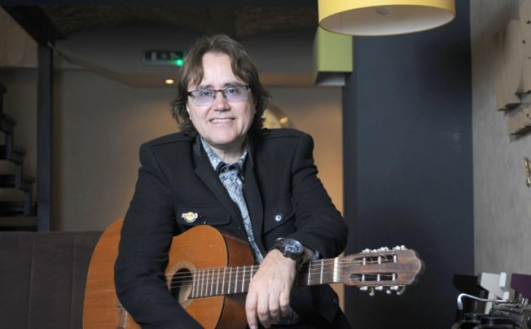 Preminuo basista
