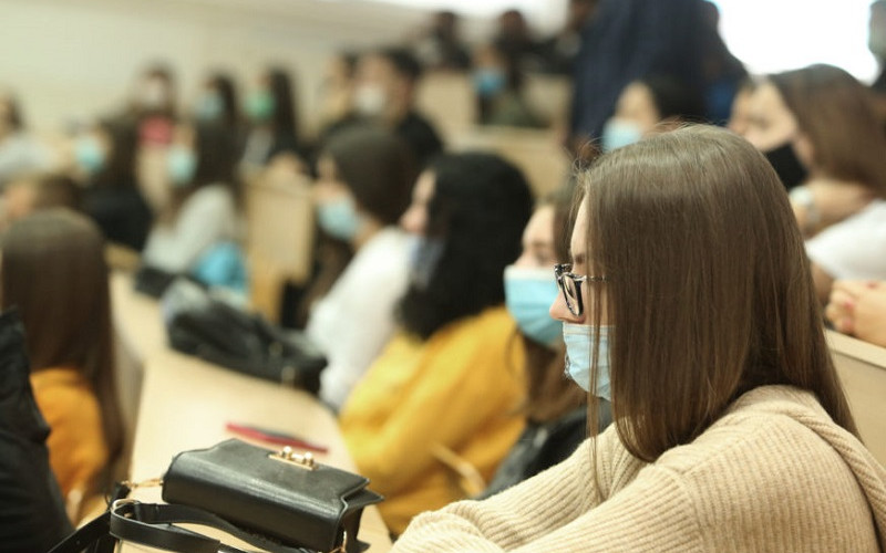 PODRŠKA GRADA Studentima iz hraniteljskih porodica dodjeljena novčana pomoć