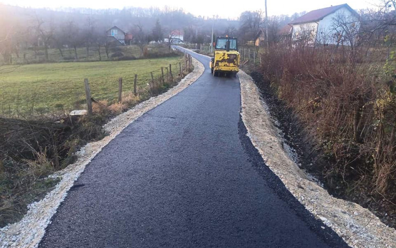 Lopare: Asfaltiran put u Narančićima