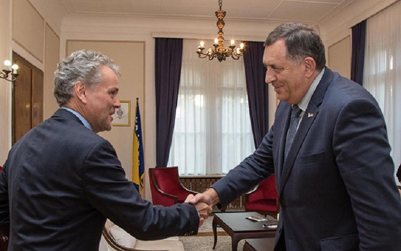 Satler: Dodik odigrao važnu ulogu da se pokrene proces EU integracija