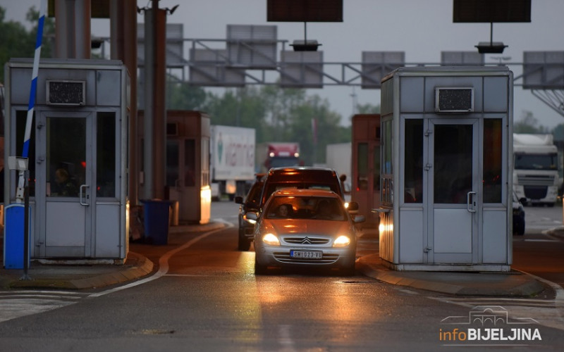 Od danas u Srbiju samo uz negativan PCR test