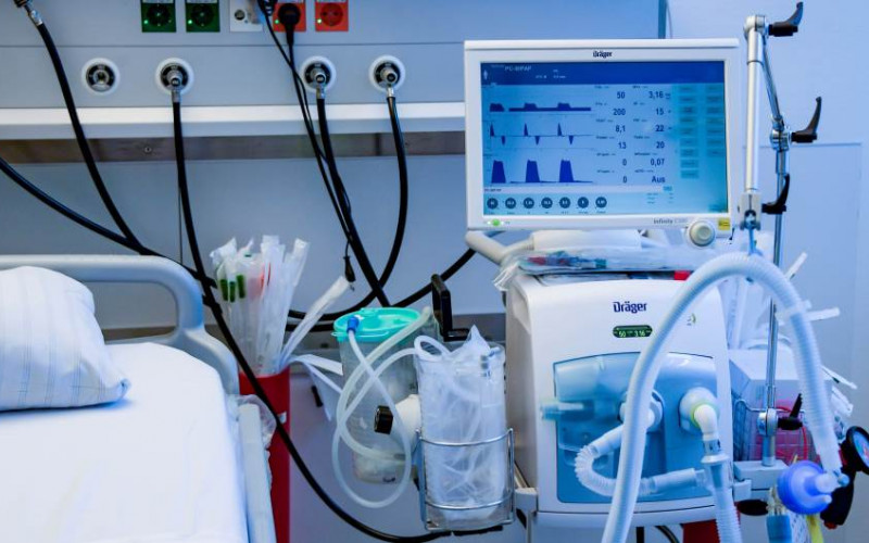 Skoro polovina pacijenata u UKC RS na nekom vidu respiratorne podrške