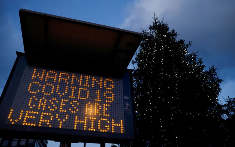 Šta se zna o novom soju korona virusa koji se brzo širi Velikom Britanijom