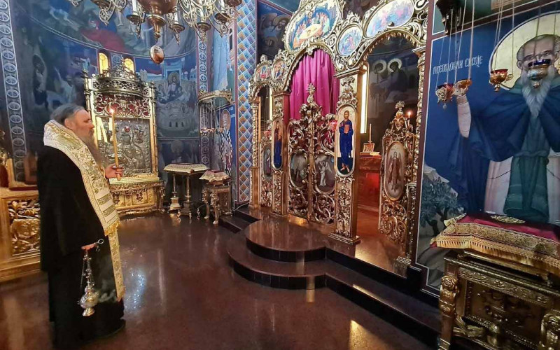 Episkop Fotije služio pomen Mićiću
