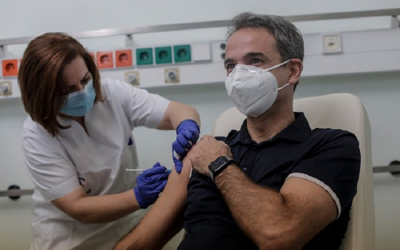 Vakcinu protiv korone primili brojni svetski zvaničnici