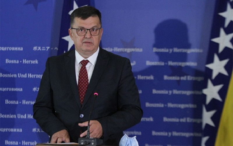 Tegeltija: Prioriteti spasavanje života i borba za radna mjesta