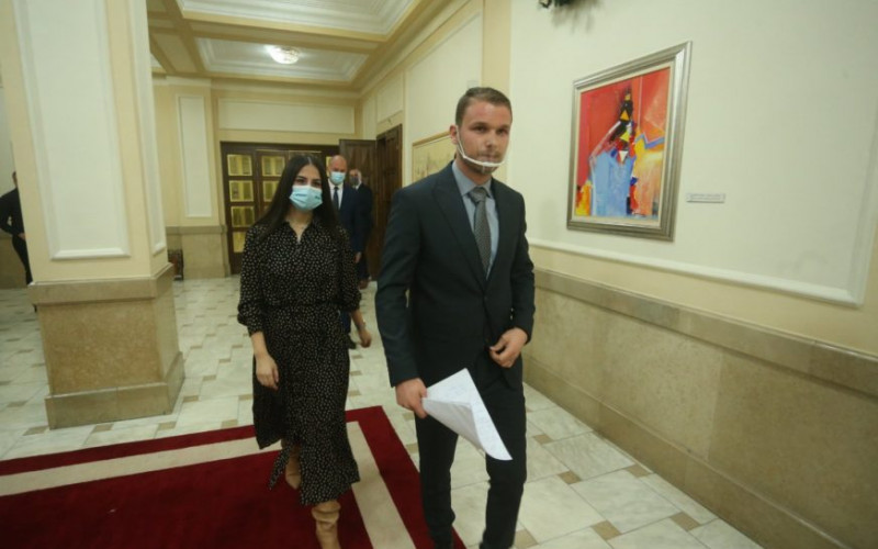 Stanivuković poručio da u Gradskoj upravi ima 200 radnika viška