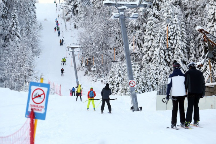 Vaučeri namamili domaće goste