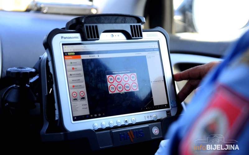 Presretač “ulovio” audi stranih tablica na 95 km/h preko ograničenja