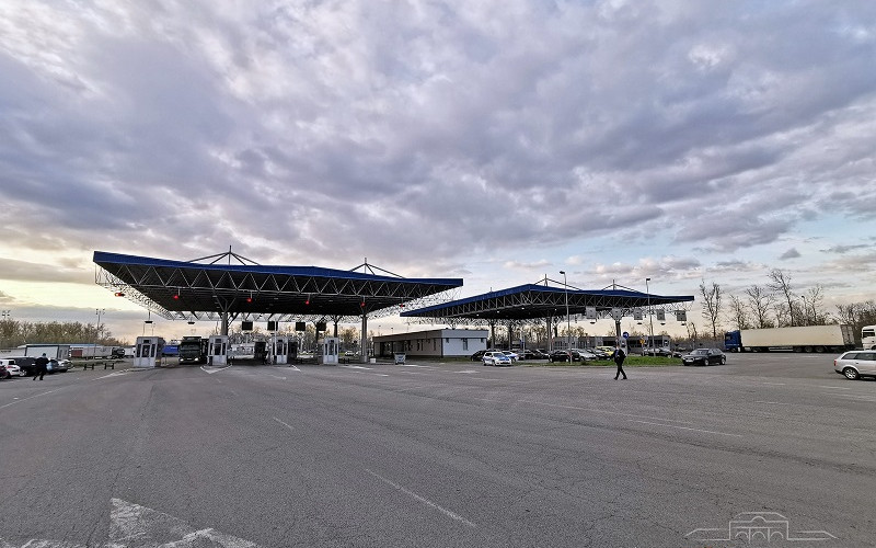 Na graničnom prelazu Rača preuzet državljanin Maroka OSUMNJIČEN ZA UBISTVO