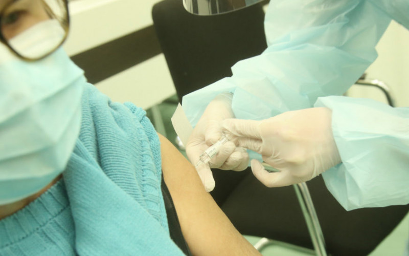 Vučić o borbi protiv korone: Namjeravamo da vakcinišemo i zdravstvene radnike iz Republike Srpske