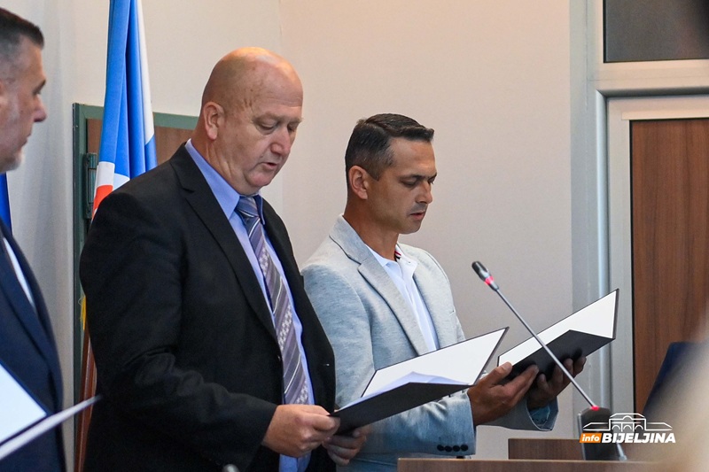 SDS u Bijeljini dobio dvojicu novih odbornika (FOTO)