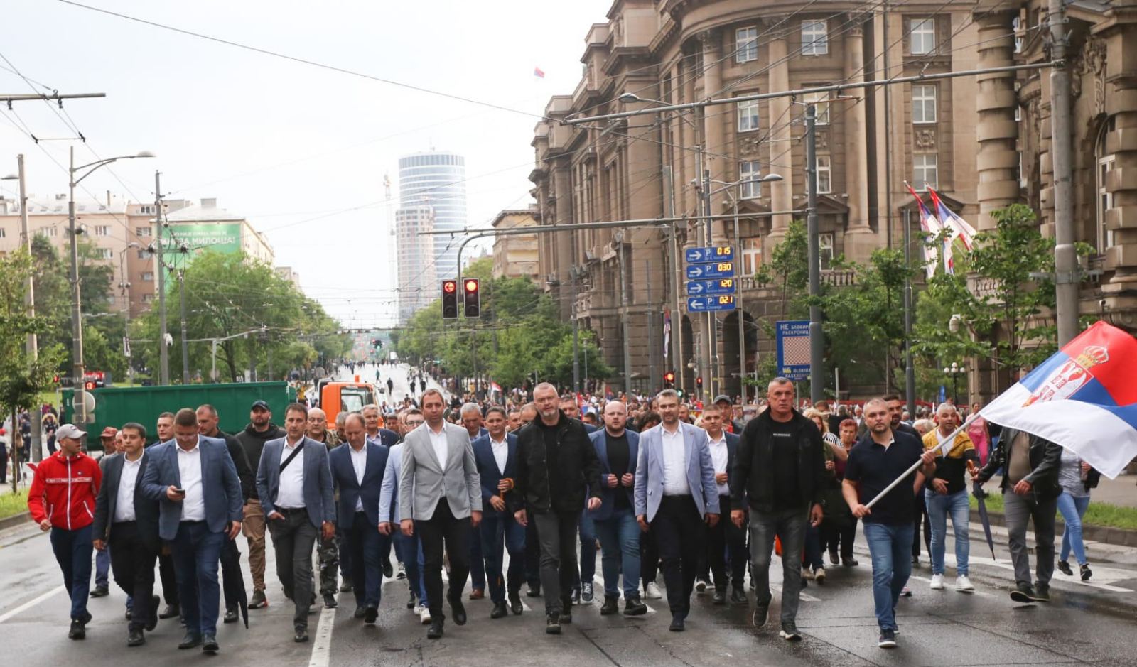 Selak sa generalom Lazarevićem na skupu “Srbija nade” u Beogradu (FOTO)