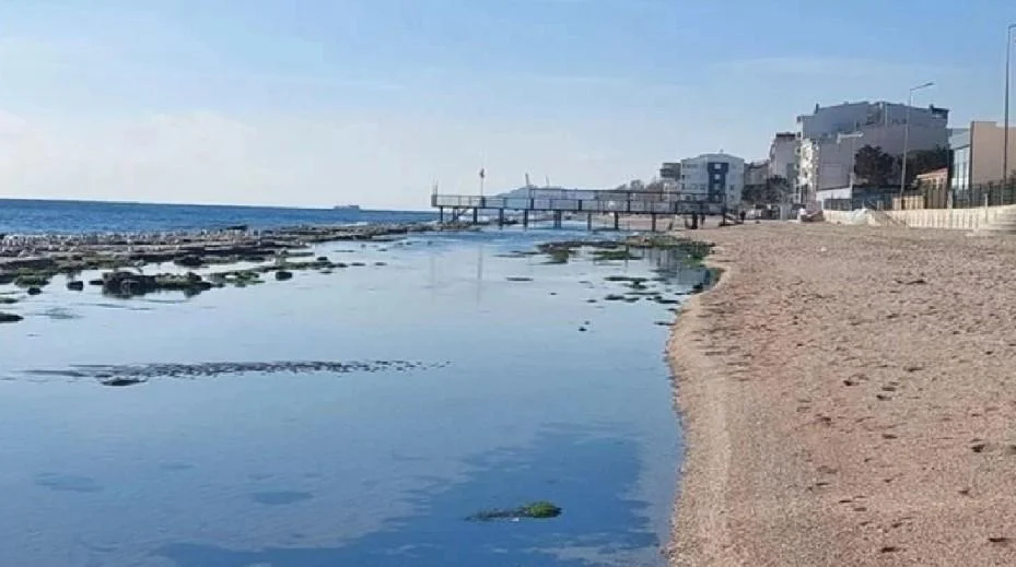 More kod Istanbula se odjednom povuklo za 25 metara (VIDEO)