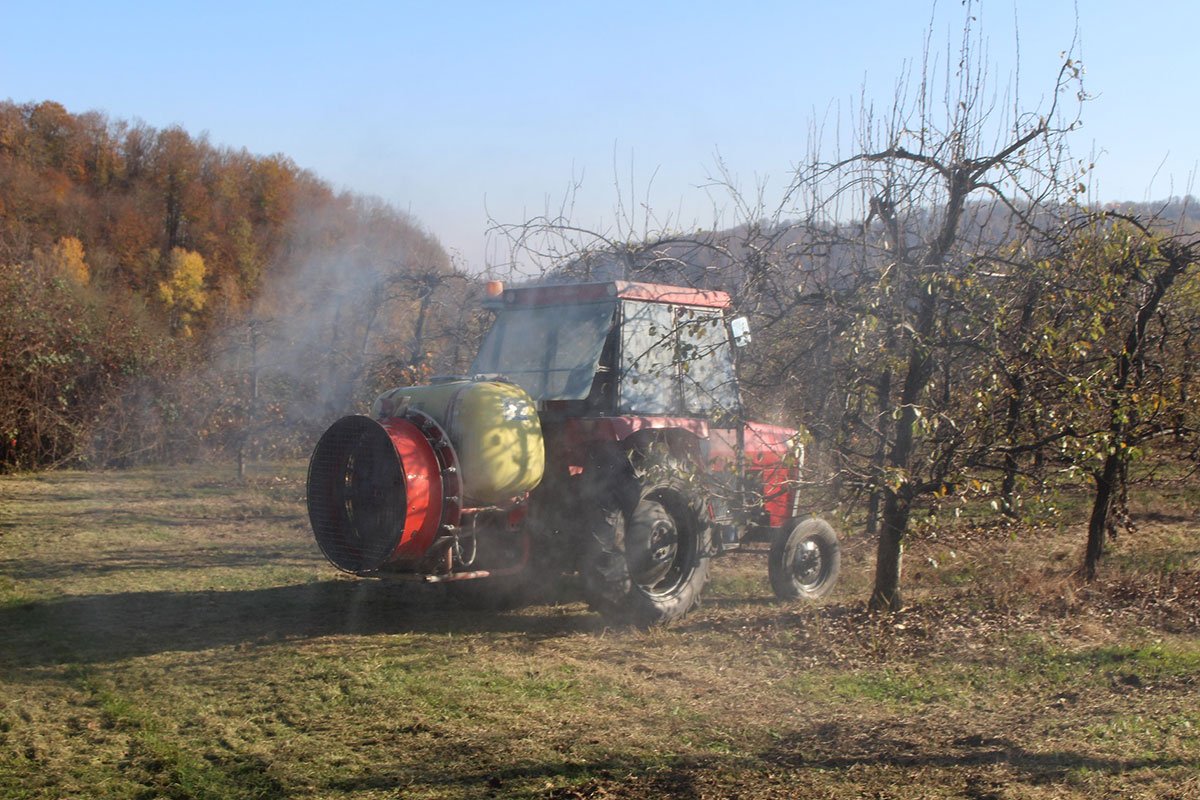 U voćnjacima počelo