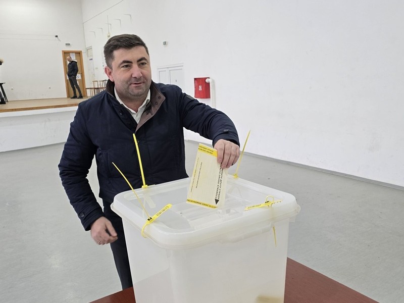 Glasao gradonačelnik Bijeljine Ljubiša Petrović (FOTO)