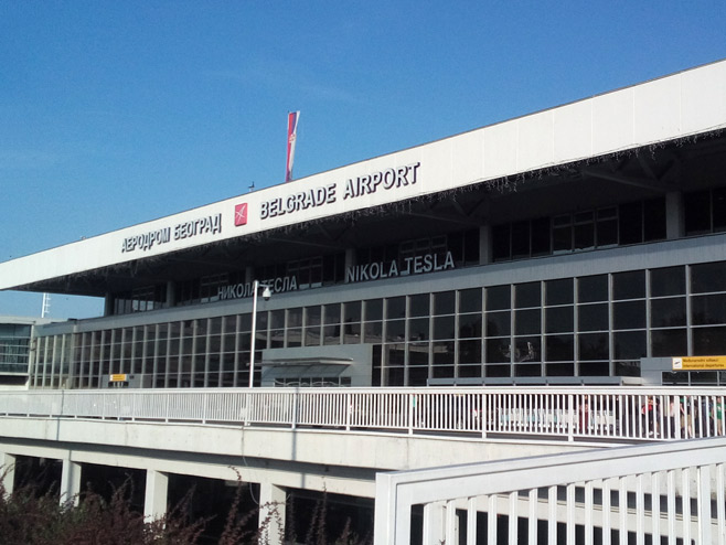 Na aerodromu