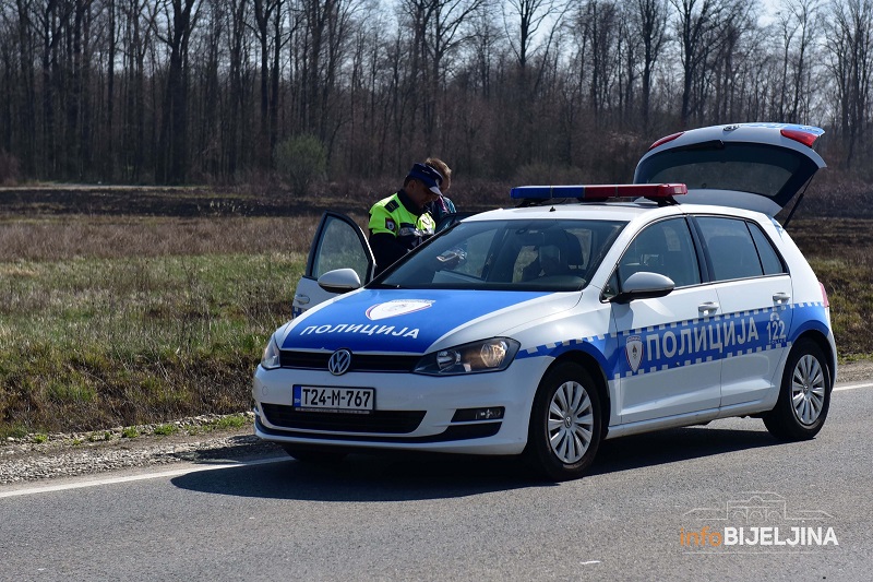 Kod Šekovića poginuo vozač motokultivatora