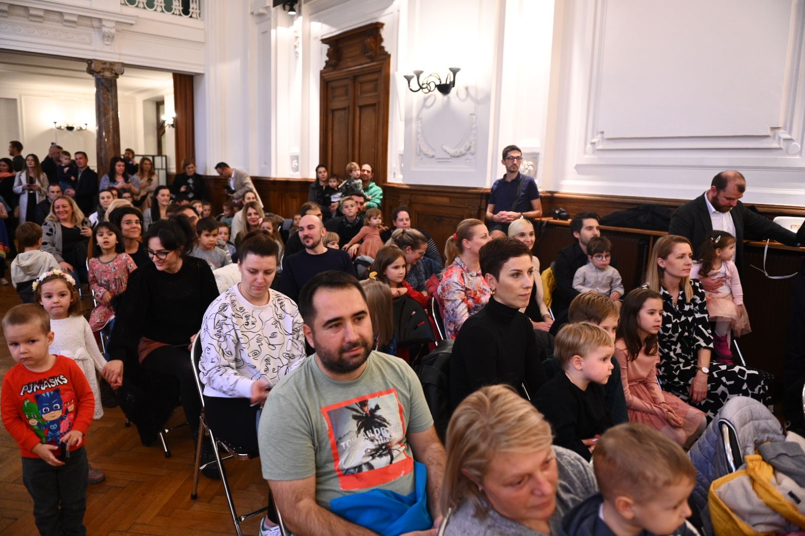 U organizaciji Predstavništva RS u Austriji: Puna sala gostiju uživala u koncertu “Vrapčića” u Beču