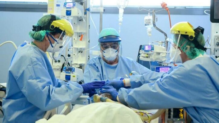 Ljekari sa biroa ojačali prvu liniju odbrane