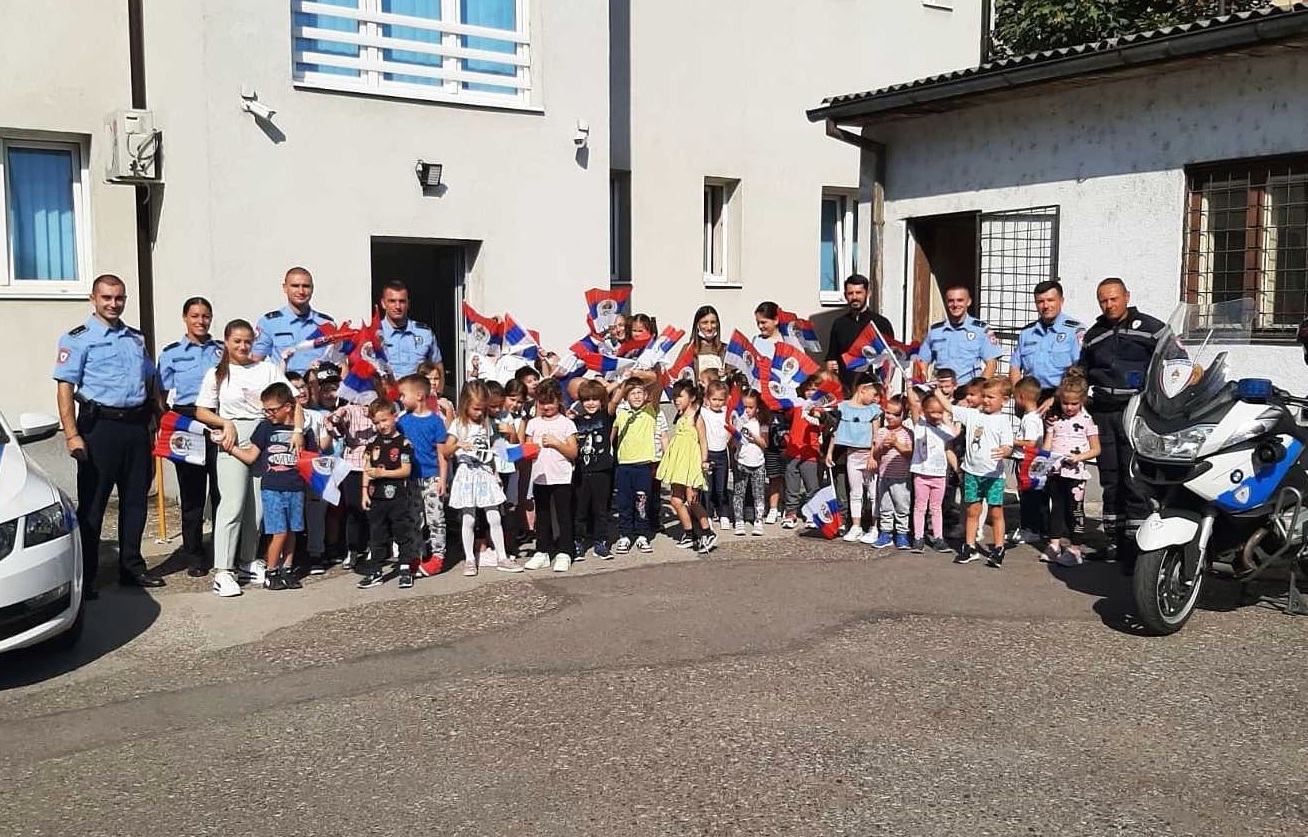 Policijska stanica Bijeljina 2 organizovala Dan otvorenih vrata za najmlađe