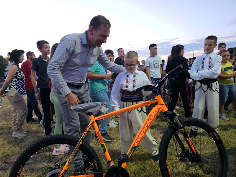 Drevni srpski običaji u Ugljeviku: Radost i ljepota lilanja