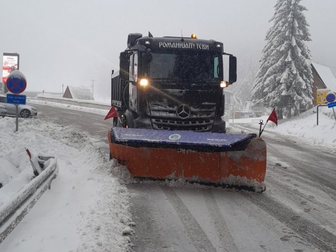 Apel vozačima - zimsku opremu koristiti na planinskim prevojima