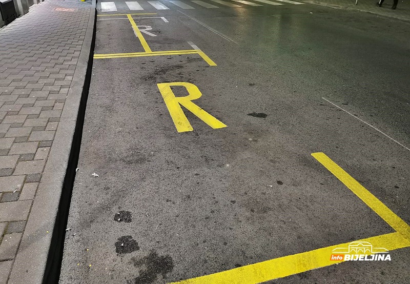 Vozila sve više, prostora sve manje: U Bijeljini se godinama SMANJUJE BROJ parking-mjesta (FOTO)