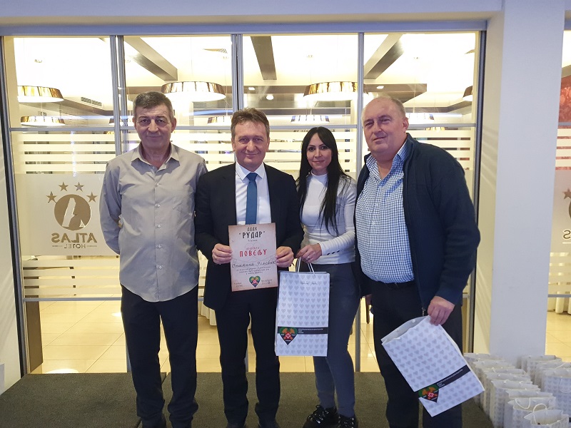 Ugljevik: Dobrovoljni davaoci krvi uručili povelje zahvalnosti donatorima 