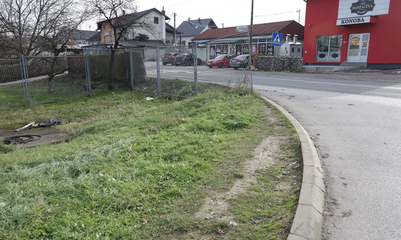 Detalji napada u Banjaluci: Psihijatrijski bolesnik napao ženu