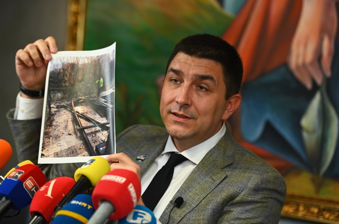 Advokat Stevanović: Porodica Radišić počela sa uklanjanjem 