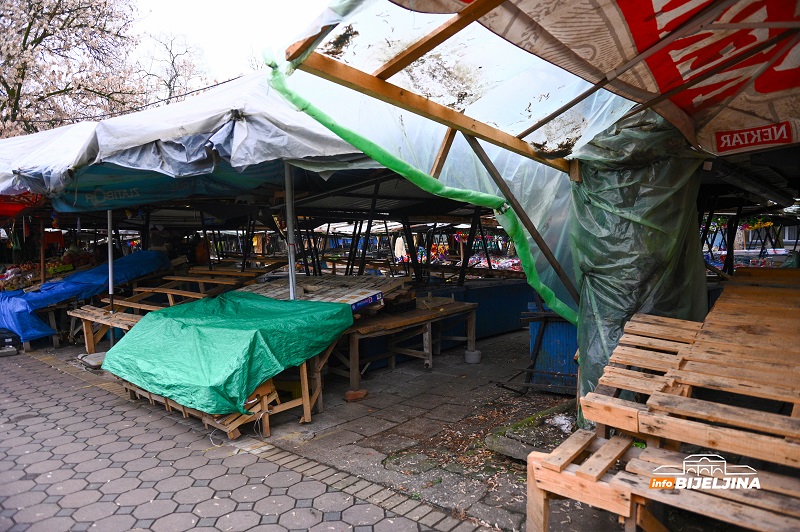 Bijeljina: Tržnica zatvorenog tipa san prodavaca (FOTO)