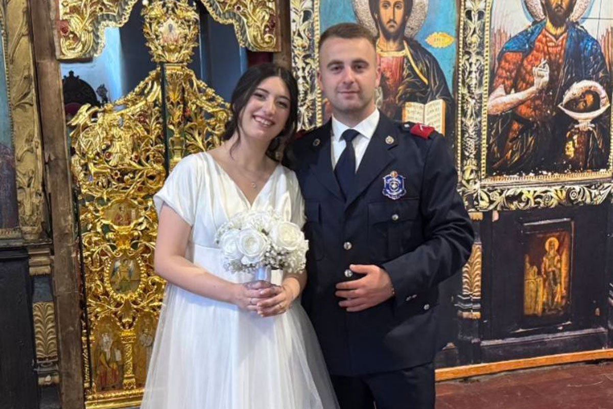 Vatrogasac oduševio Srbiju, vjenčao se u uniformi