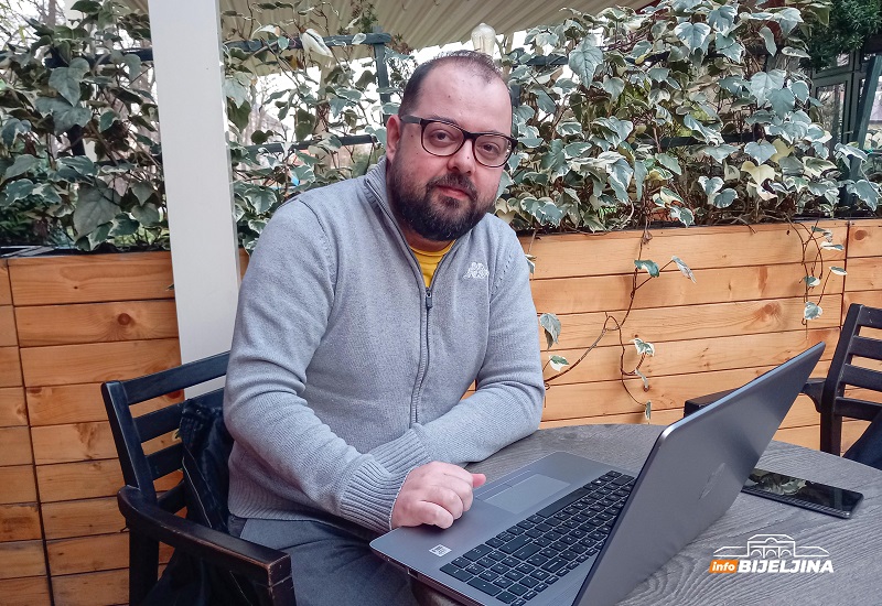 Bijeljinac Srđan Obarčanin o životu u Varšavi: Sistem postoji, samo mu se treba prilagoditi (FOTO)