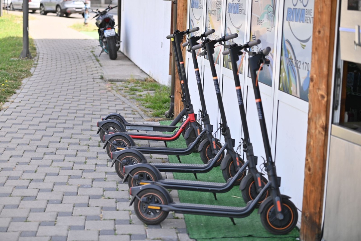 Predloženo da se mlađima od 14 godina zabrani vožnja trotineta u BiH