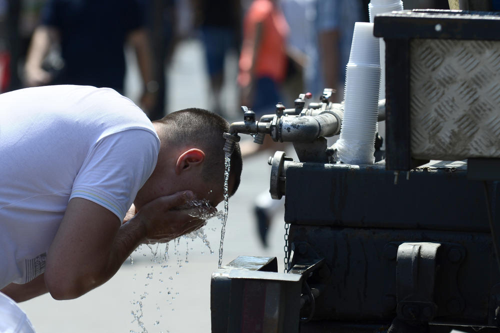 Sutra sunčano i veoma toplo, temperatura i do 40 stepeni