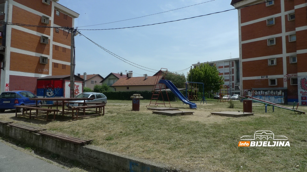 MZ Bogdanovići: Četrdesetak septičkih jama nije obuhvaćeno novom kanalizacijom (FOTO)