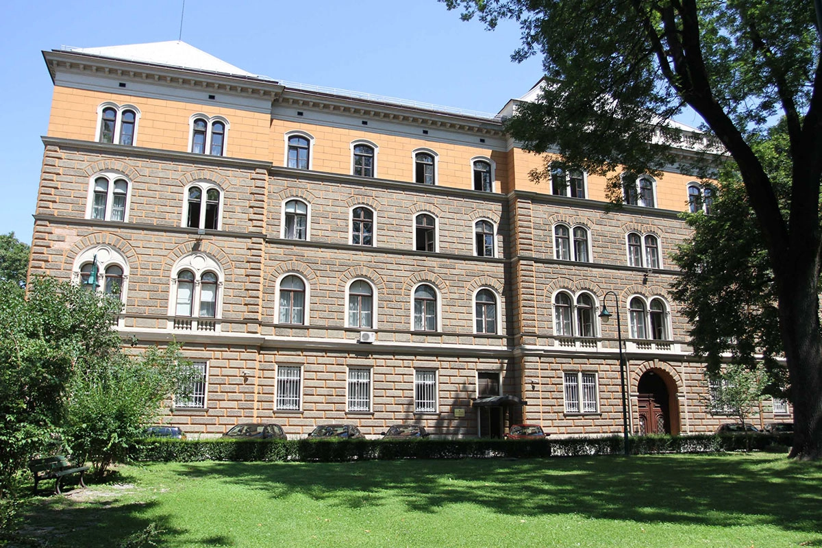 Bošnjaci i Hrvati izašli sa kandidatima za Predsjedništvo, Srbi još kalkulišu
