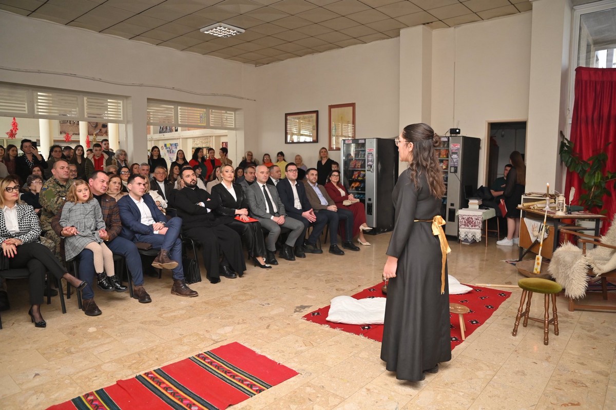 Svečano obilježen Savindan u Poljoprivrednoj i medicinskoj školi Bijeljina (FOTO)