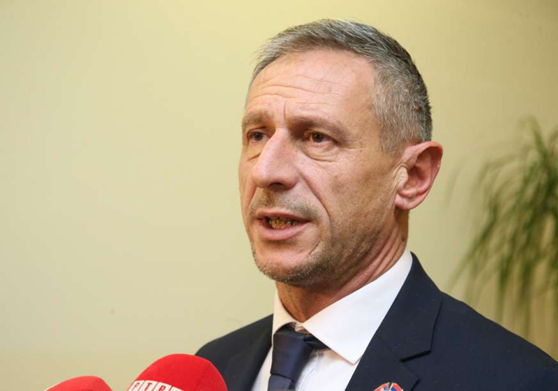 Ostojić: Današnja hapšenja novi lov na Srbe