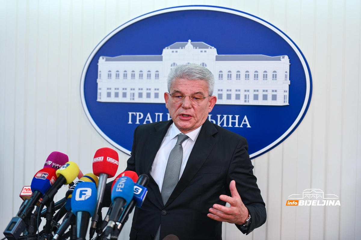 Džaferović nakon sastanka sa Petrovićem: Hvala gradonačelniku (FOTO)