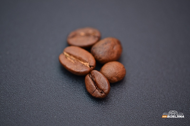 Birokrate rekle da je kafa opasna po ljude, pa izazvale pravu buru: Da li će omiljeni napitak biti zabranjen?