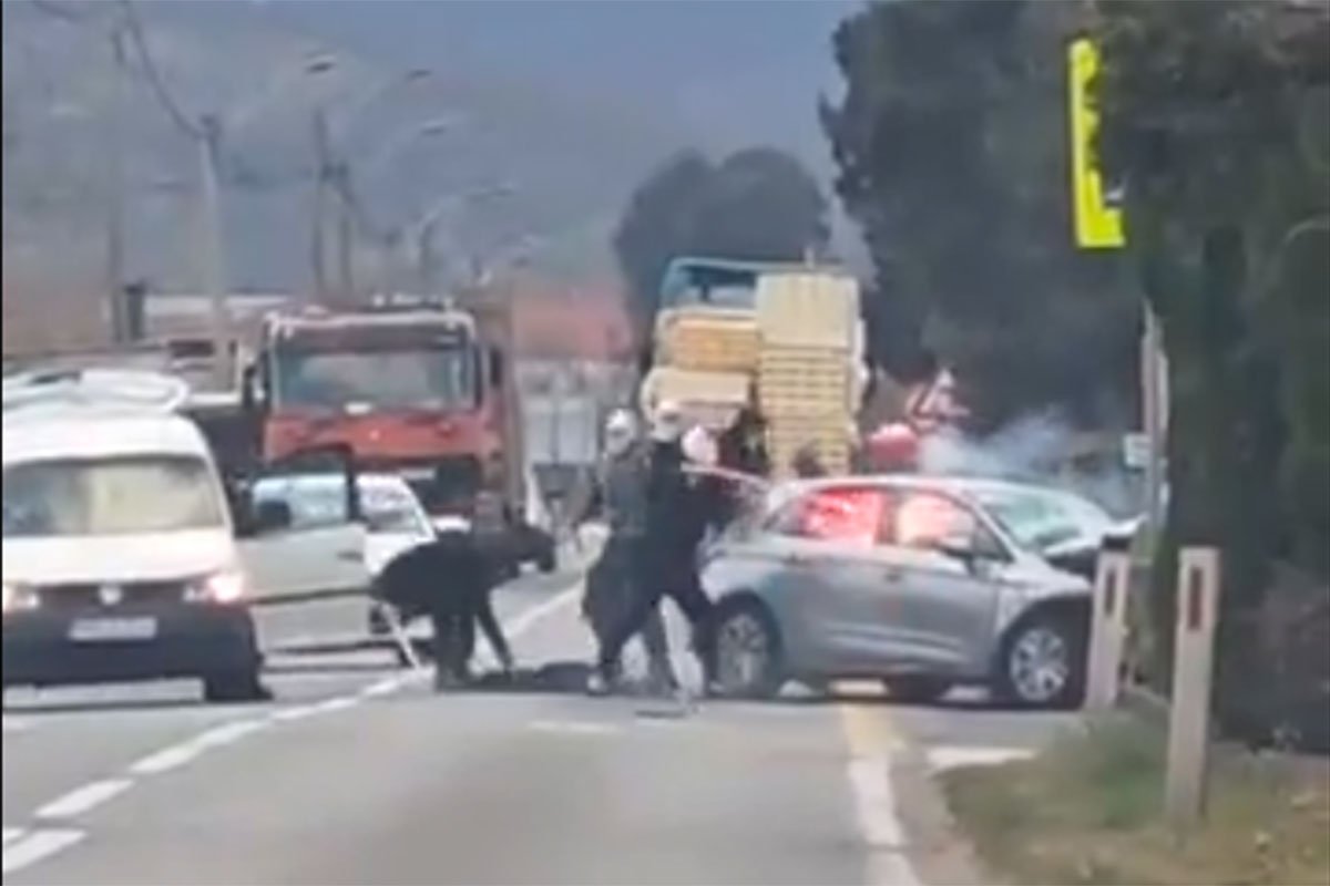 Drama kod Mostara: Maskirani napadači zapalili vozilo i napali vozača (VIDEO)