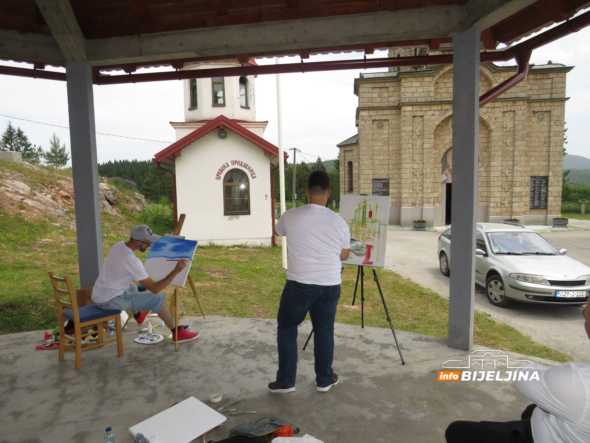 Slikari iz Bijeljine na likovnoj koloniji u Han Pijesku (FOTO)