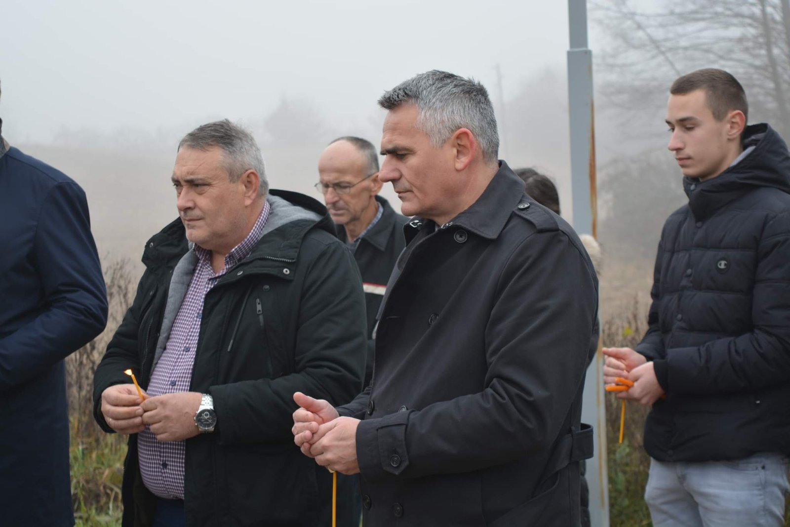 U Pukišu služen parastos za 104 postradala mještana sela Mirosavaci (FOTO)