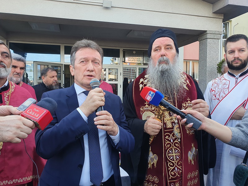 Episkop Fotije poželio da opština Ugljevik napreduje u svakom smislu, Proslavljena krsna slava Sveta Petka Paraskeva