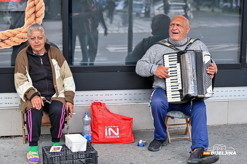 Rista Brkić iz Duvaništa, samouki harmonikaš (FOTO, VIDEO)