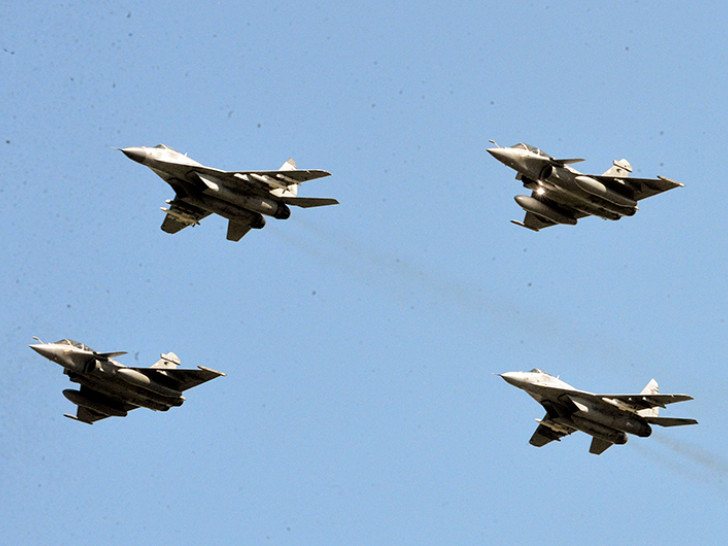 Parada u Beogradu: Avioni 